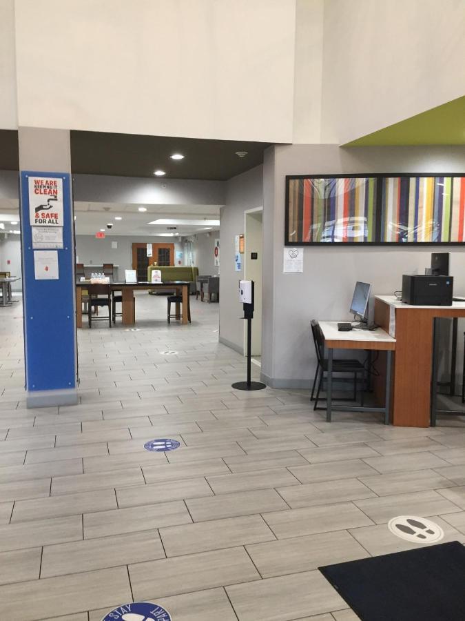 Holiday Inn Express & Suites Orangeburg By Ihg Exterior foto