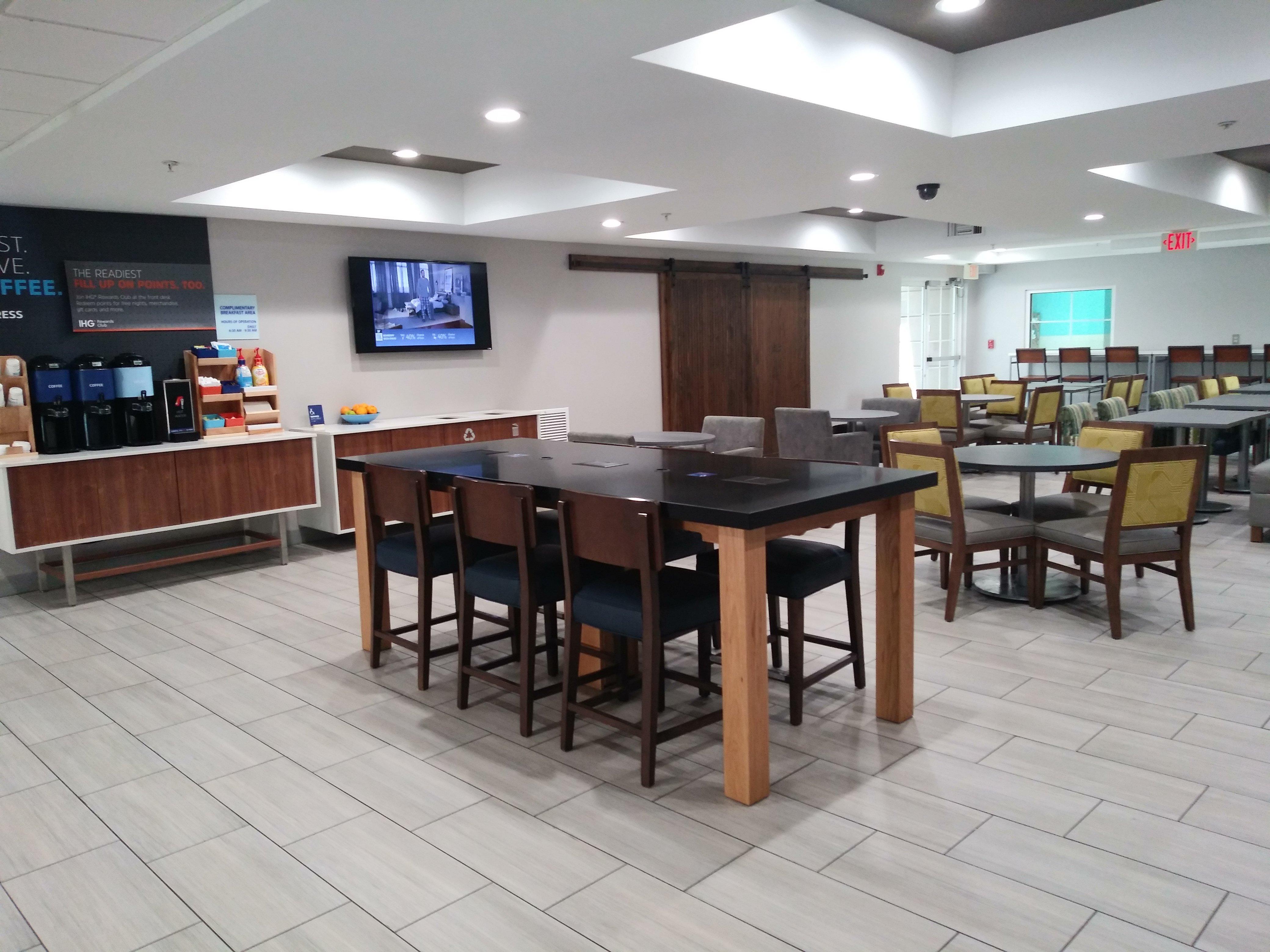 Holiday Inn Express & Suites Orangeburg By Ihg Exterior foto